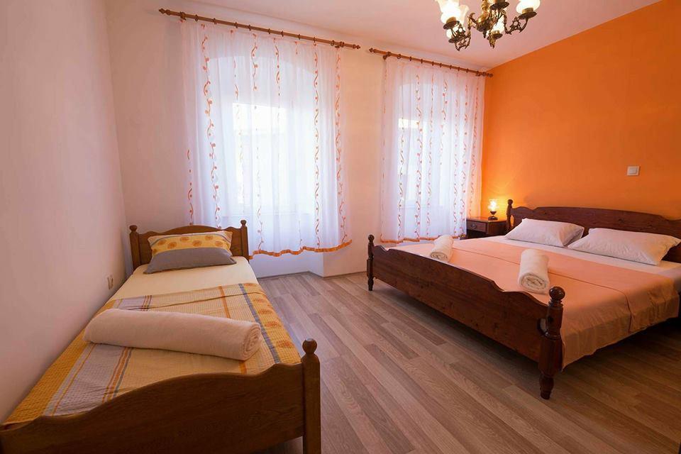 Apartmani Pod Nehajem 센 외부 사진